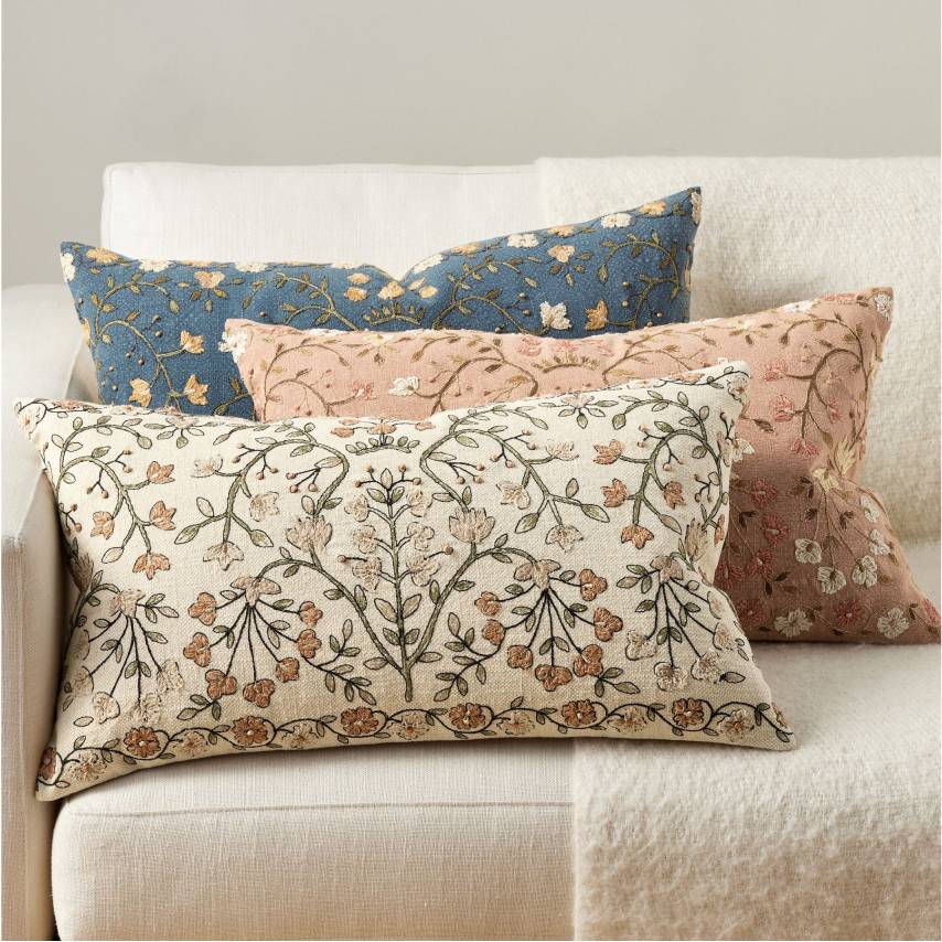 Pillows & Decor