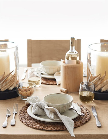 Dinnerware & Entertaining