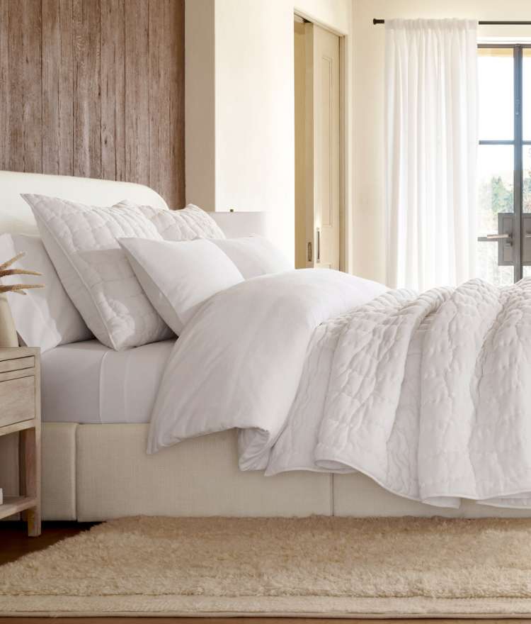 Pottery hotsell barn Cal king duvet set