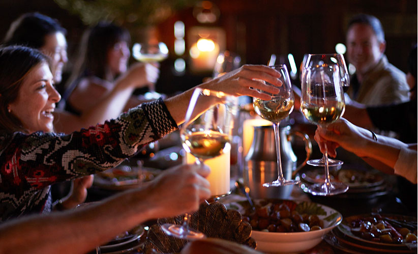 How to Host a Friendsgiving