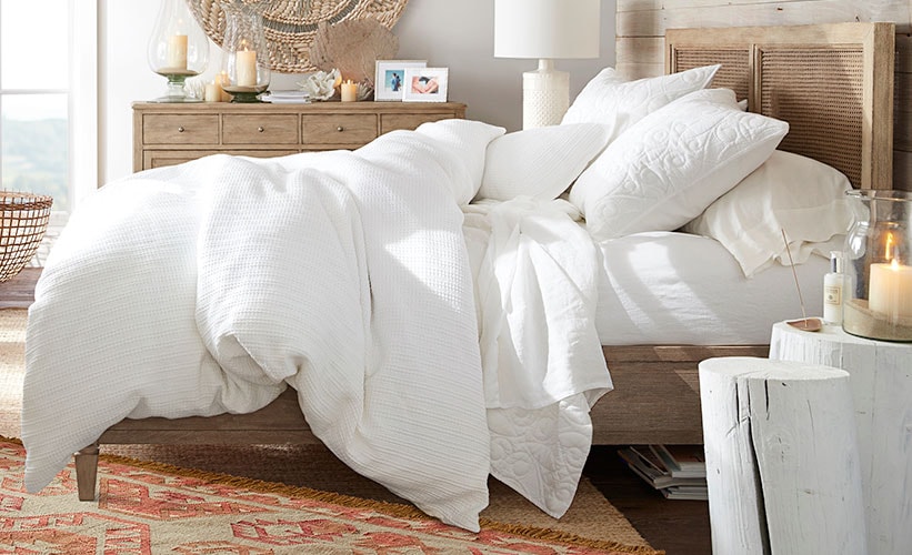 The Pros and Cons of White Bedding