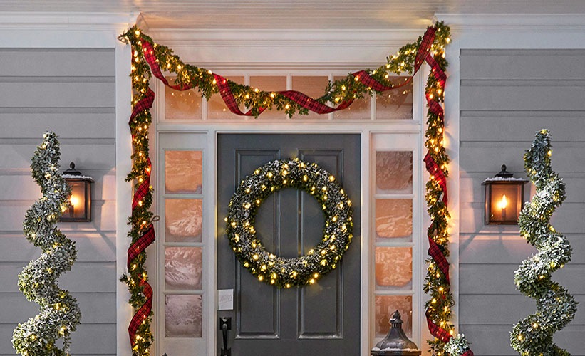 How to Hang a Garland How to Hang a Garland
