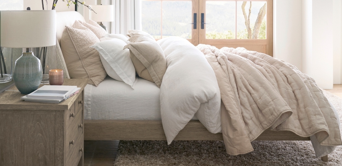 Duvet Cover & Shams with Ties