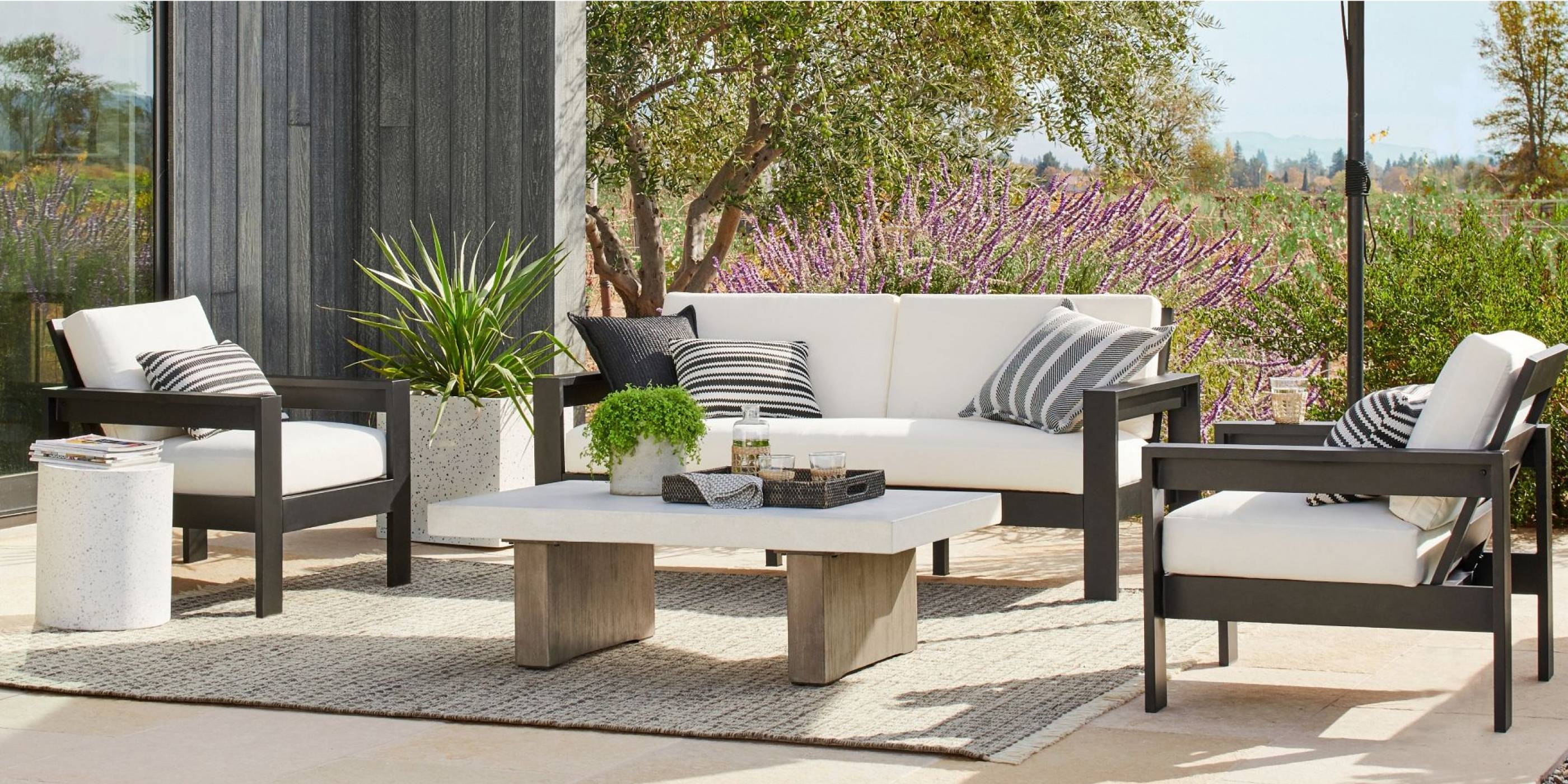 Outdoor Sofas & Loveseats