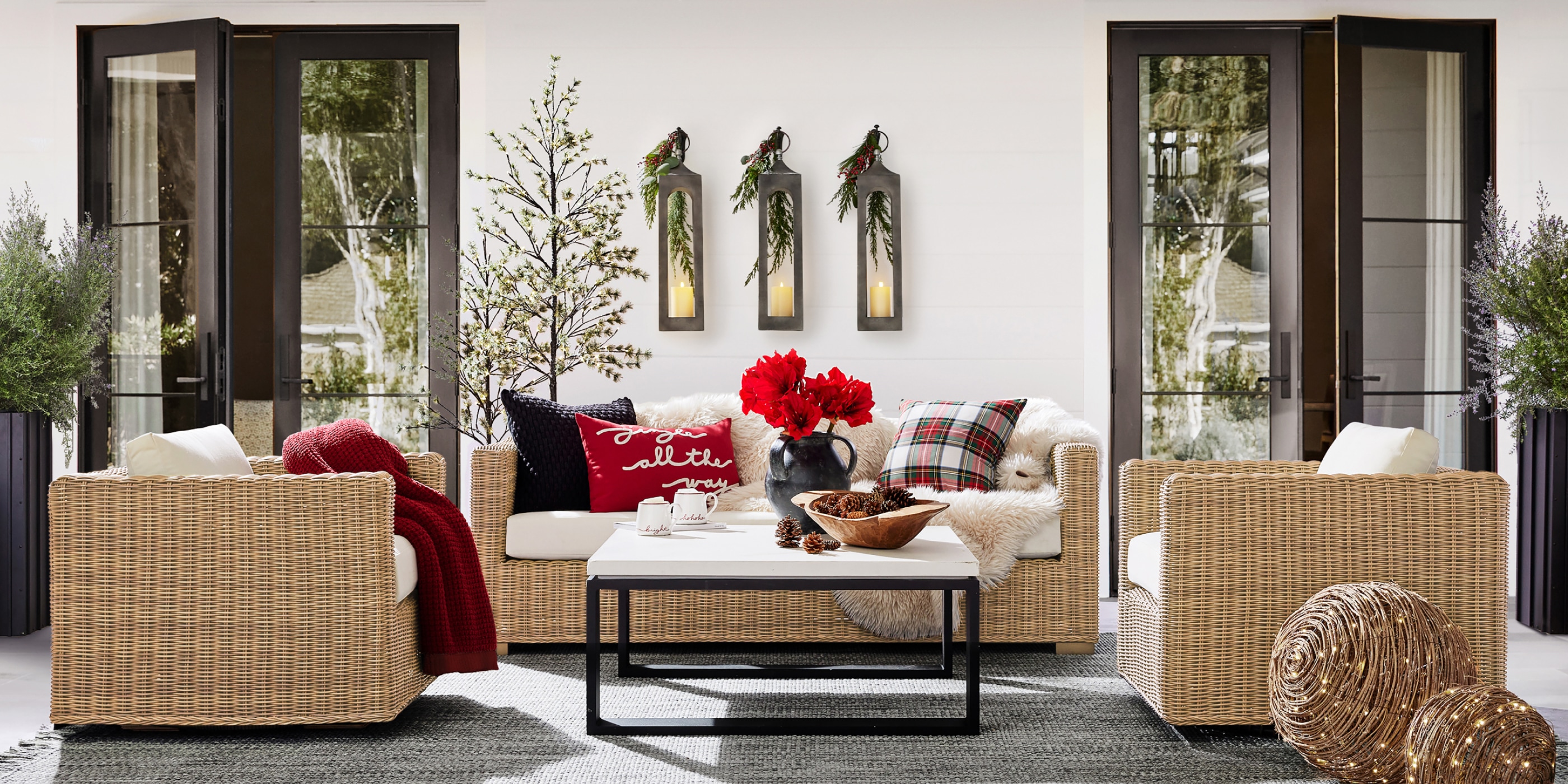 Outdoor Lounge