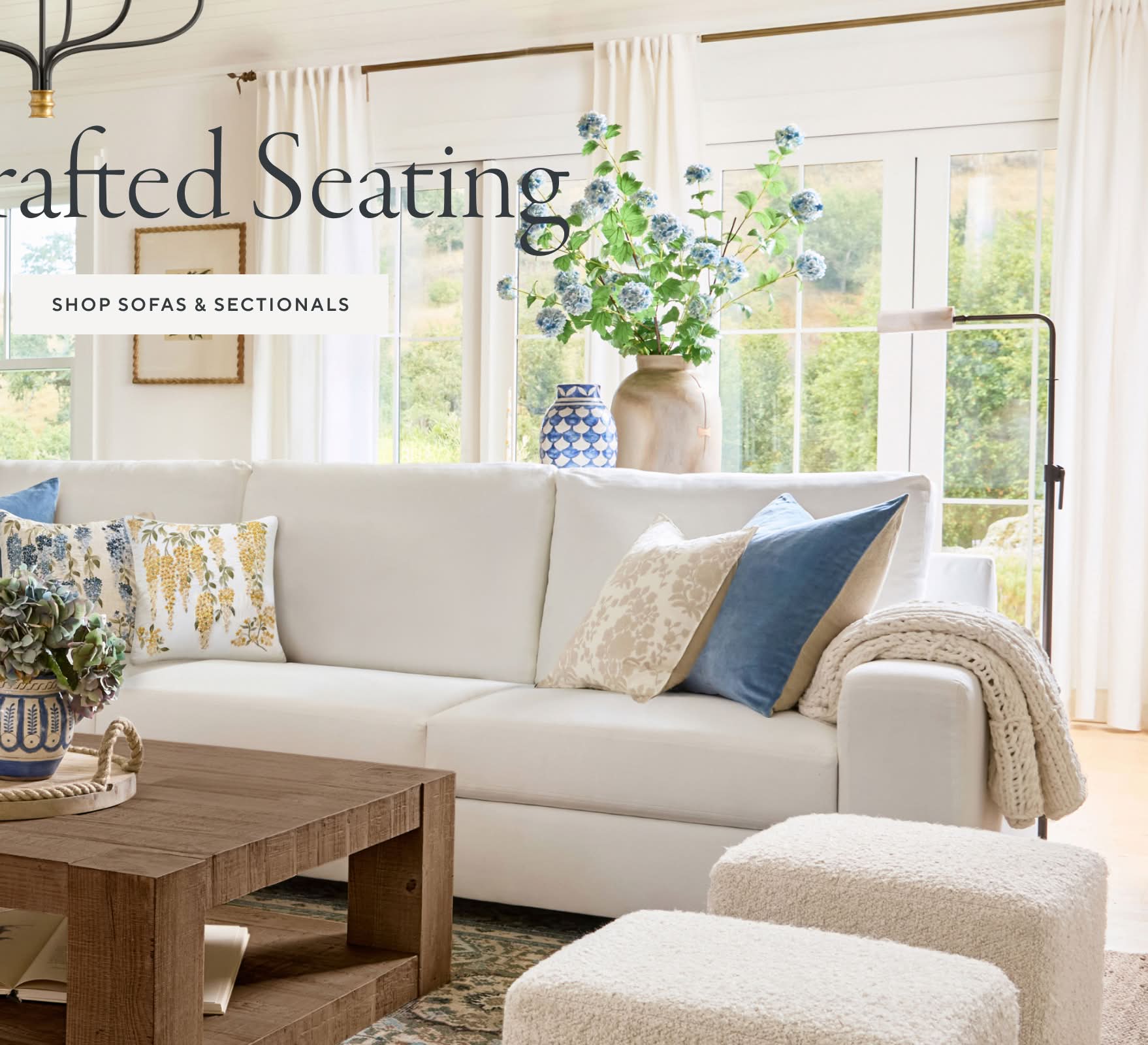 Sofas & Sectionals