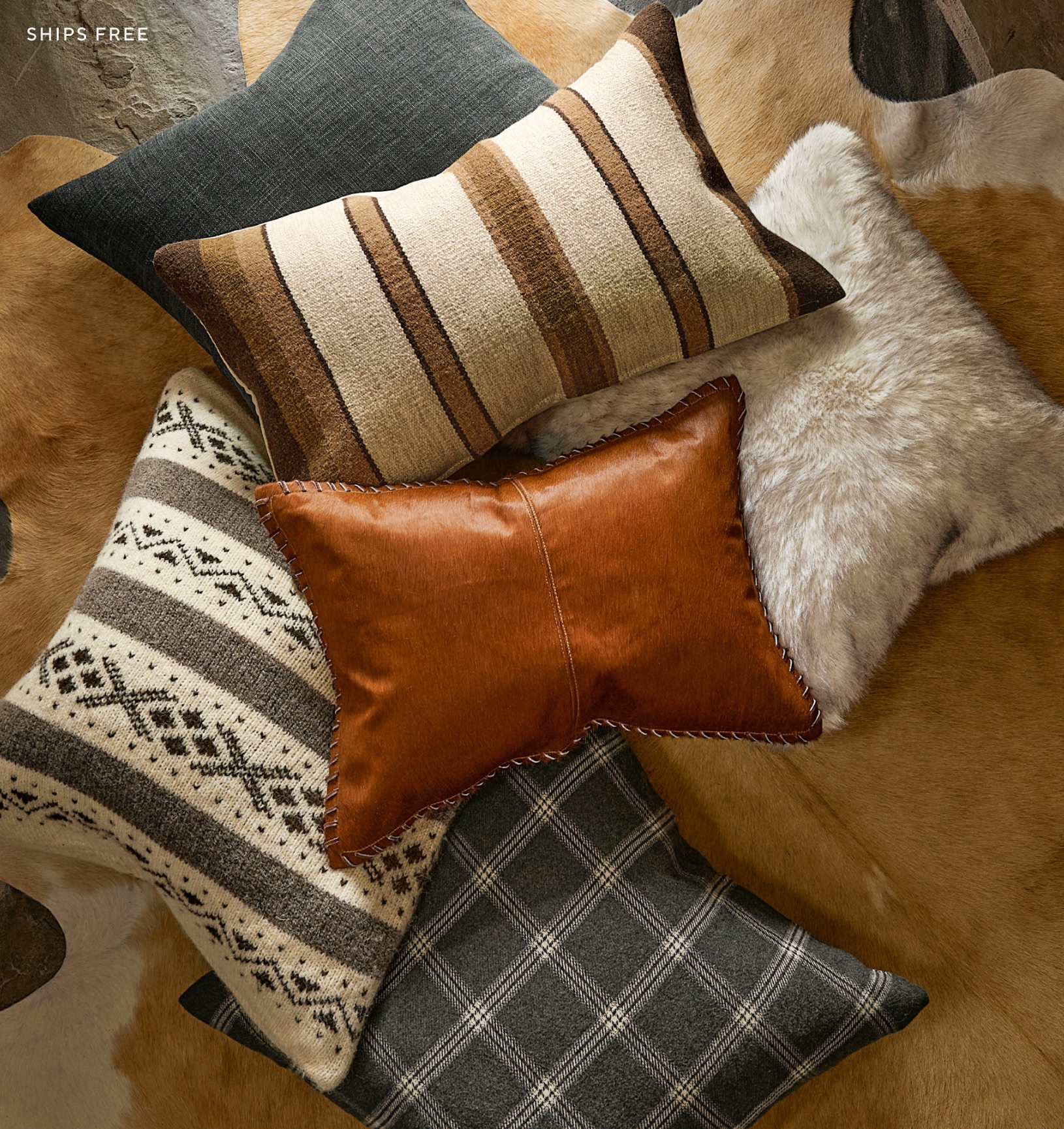 Pillows & Throws