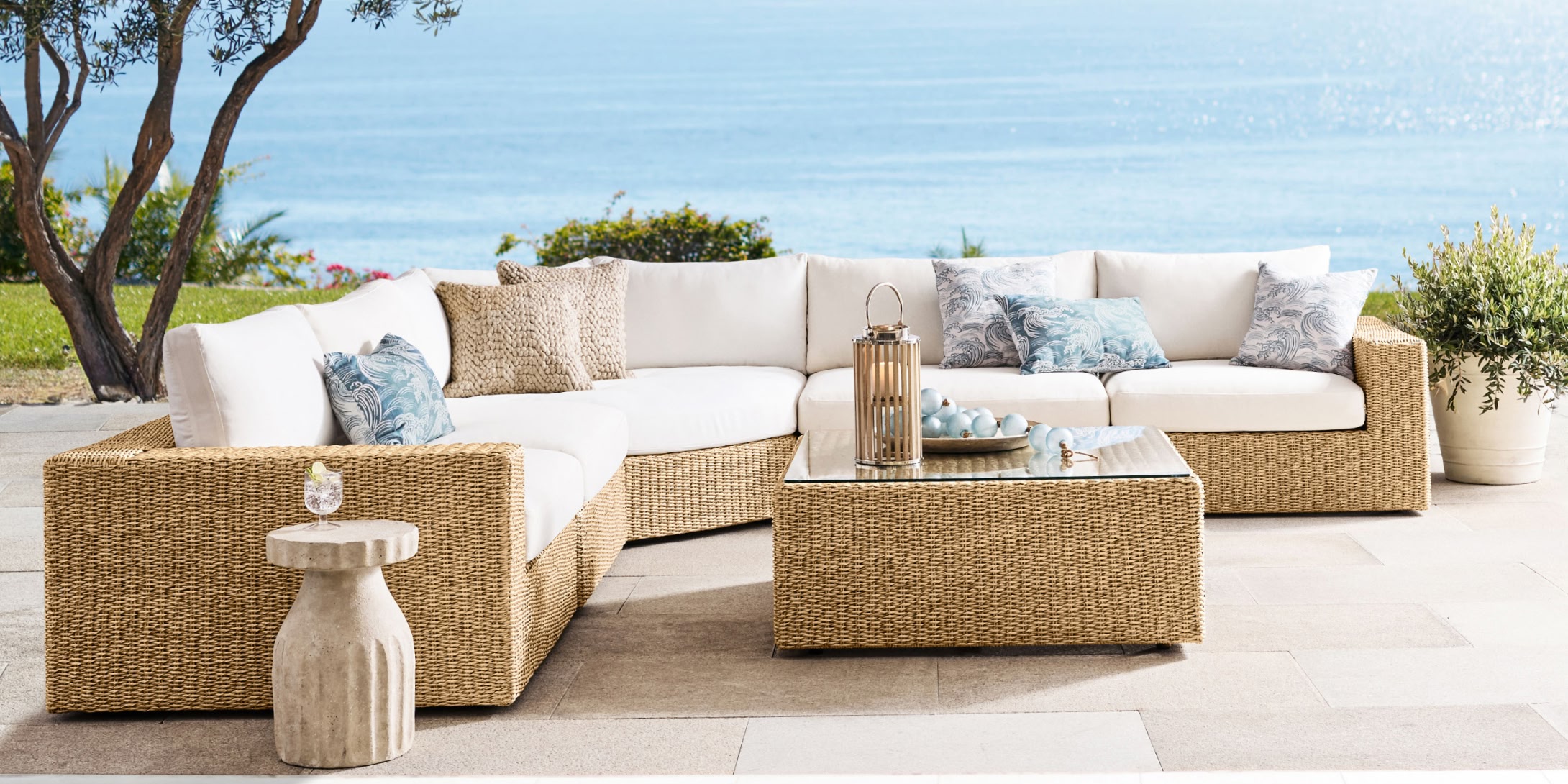 Kostas Collection