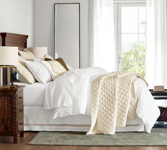 camille bedding