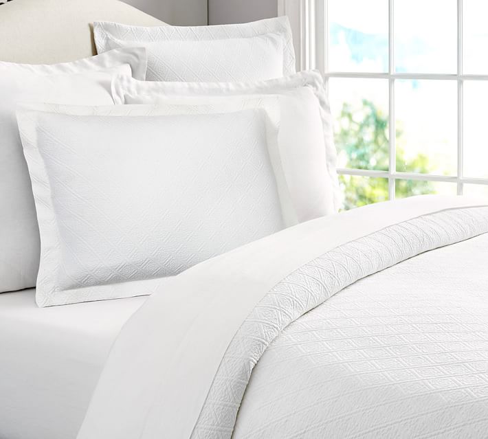 Reeve Matelase Organic Cotton Duvet Cover Shams Pottery Barn - Pottery Barn White Queen Bedding Reeve Matelase Organic Cotton Duvet Cover Shams Pottery Barn - Pottery Barn White Queen Bedding