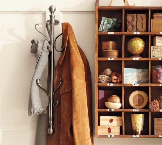 coat tree with shelves