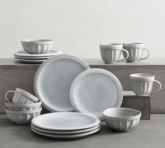 Mendocino Stoneware 16-Piece Dinnerware Set - Mineral Blue
