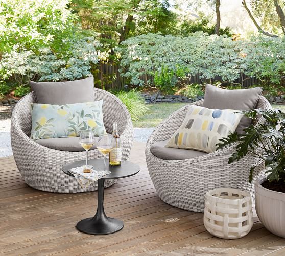 Belize Indoor/Outdoor 20" Metal Coffee Table | Pottery Barn