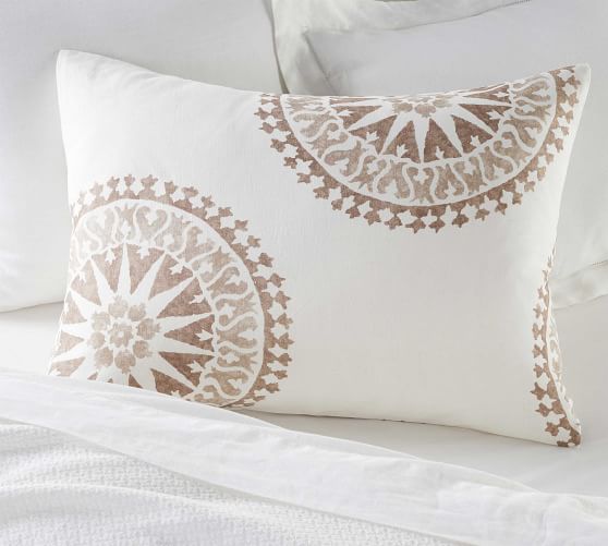 medallion pillow cover