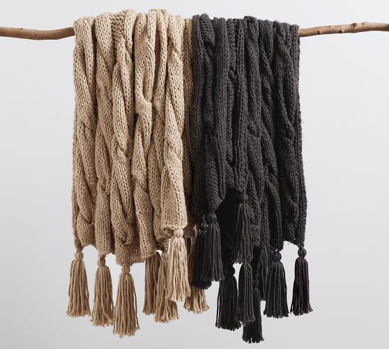 bluma chunky knit tassel throws