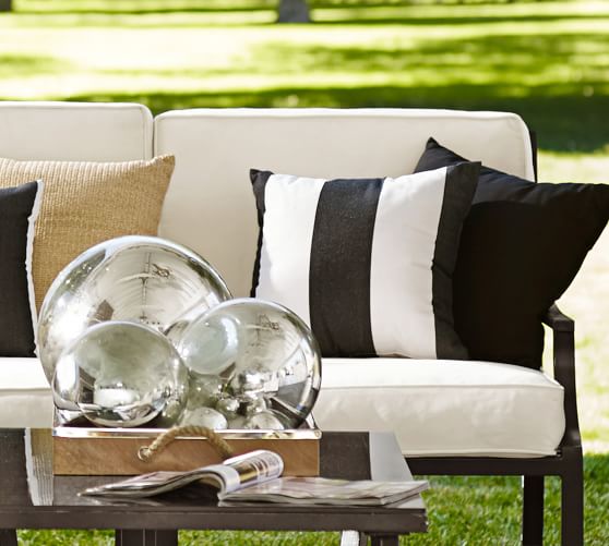 Riviera Sunbrella Outdoor Furniture, How To Clean Sunbrella Outdoor Furniture Cushions