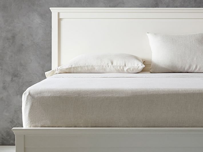 Clara Bed Wooden Beds Pottery Barn