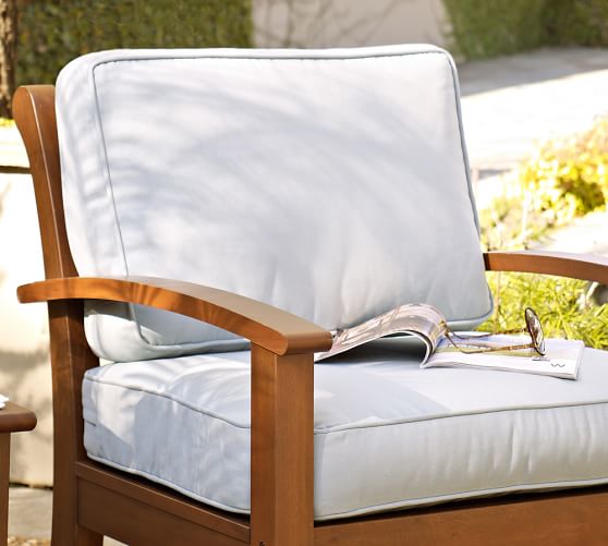 outdoor cushion bed