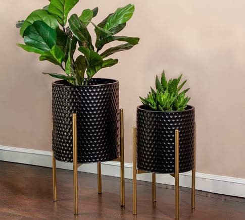 Bella Gray Patterned Raised Planters With Black Stand, Set Of 2 