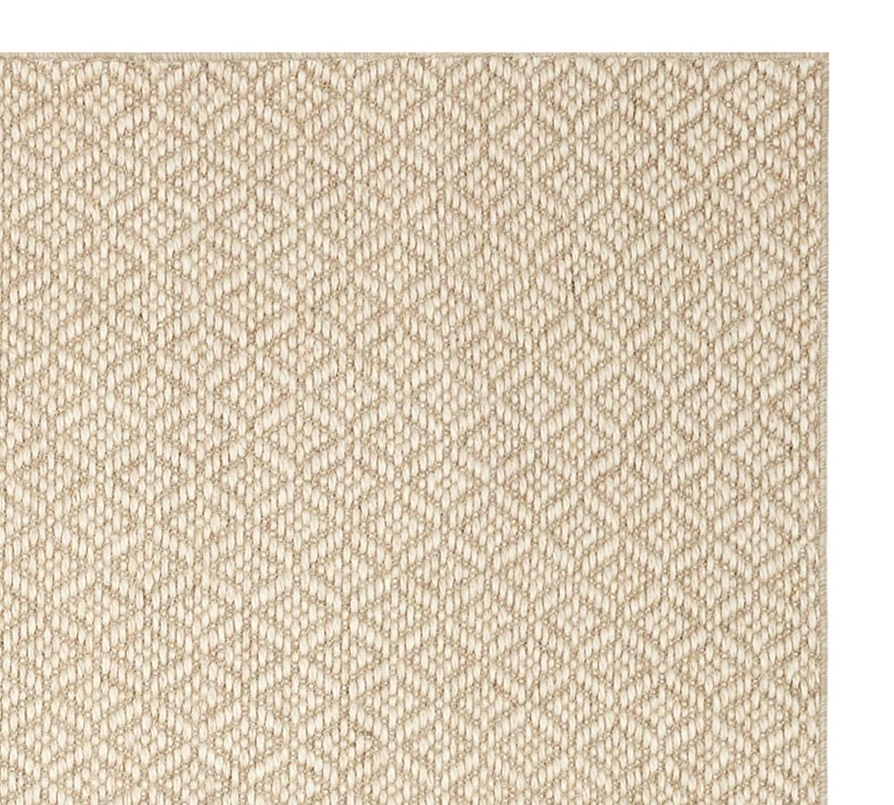 OPEN BOX Custom Diamond Sisal Rug Pottery Barn