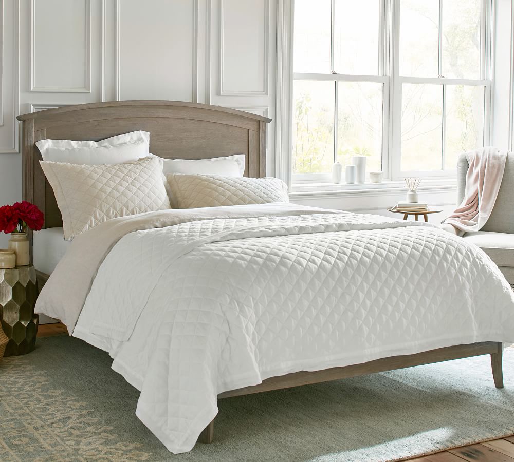 Chloe Bed | Pottery Barn