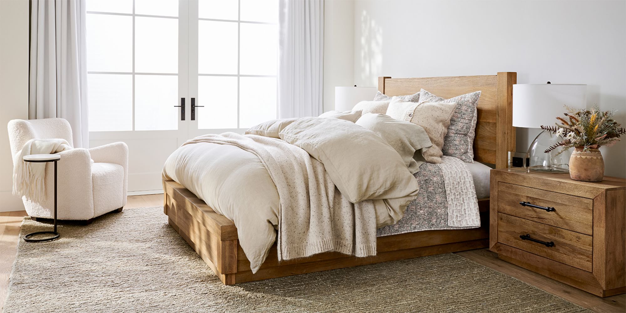 Oakleigh Bed | Pottery Barn