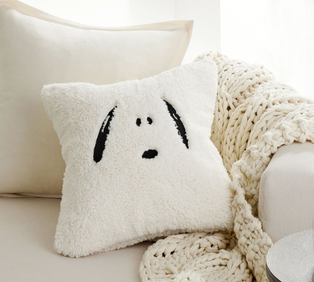 Peanuts™ Snoopy™ Cozy Pillow Cover Pottery Barn