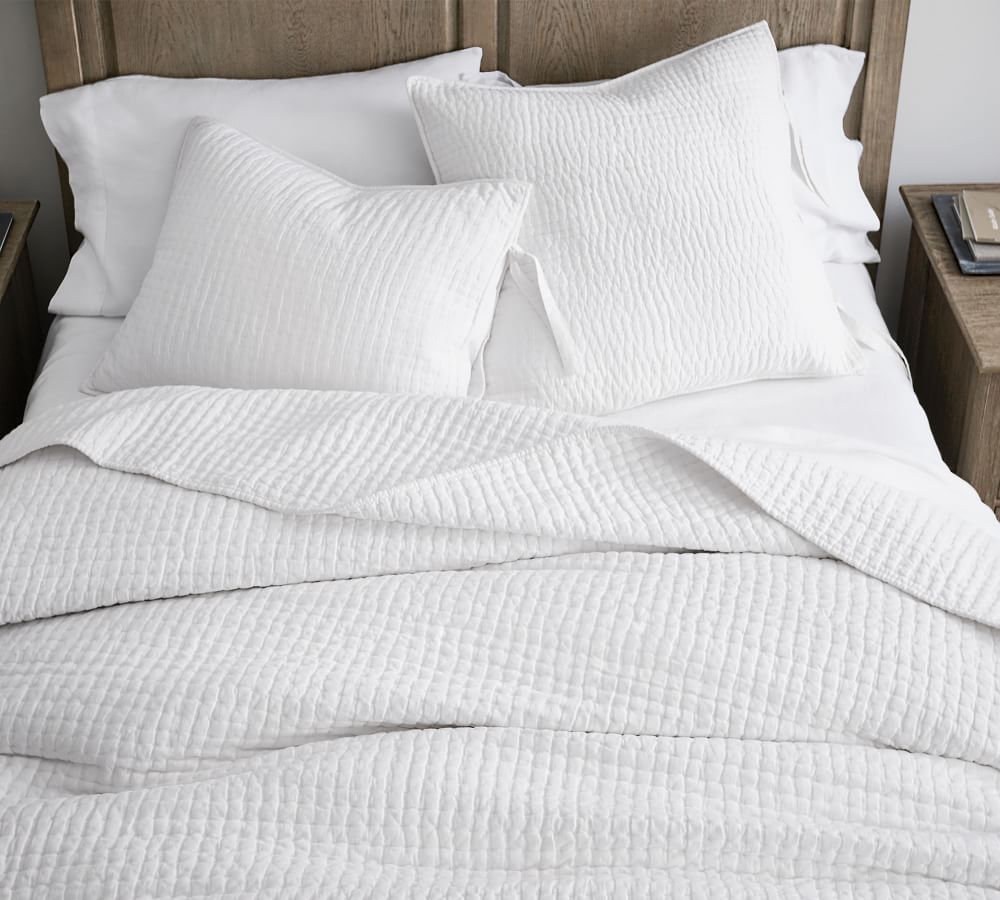 linen quilt white