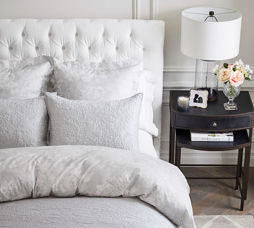 Chesterfield Tufted Upholstered Bed | Pottery Barn