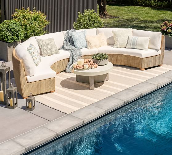 outdoor round wicker sectional