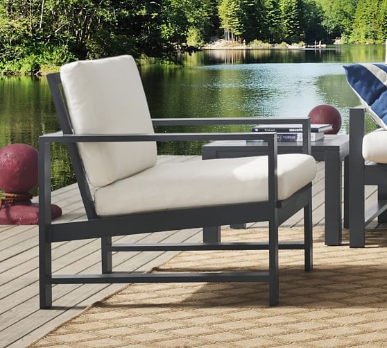 lounge chair outdoor metal