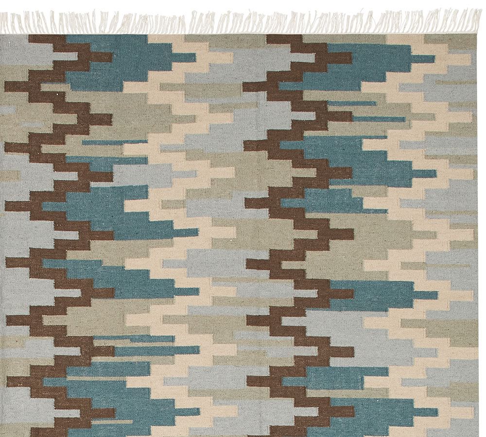 Finn Recycled Yarn Indoor/Outdoor Rug Pottery Barn