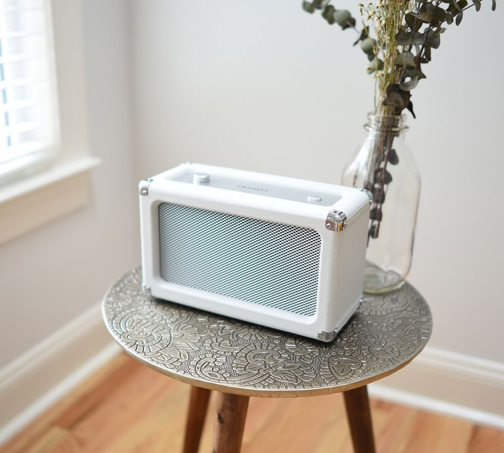 crosley with speakers