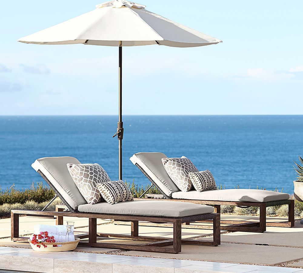 Sunbrella® Saratoga Indoor/Outdoor Pillow Pottery Barn