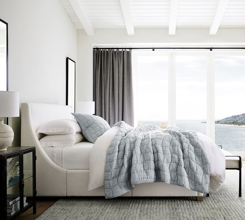 York Upholstered Storage Platform Bed | Pottery Barn
