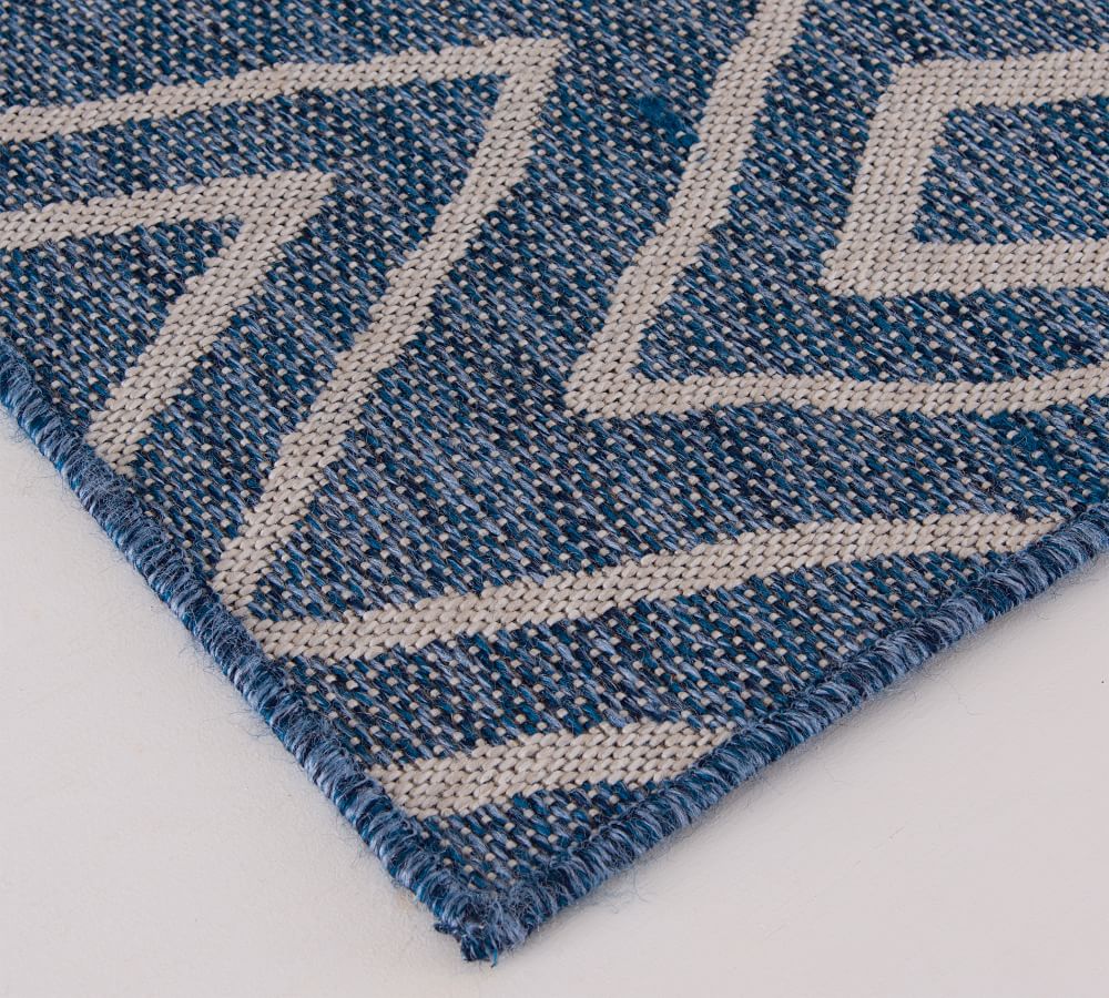 Everely EcoFriendly Indoor/Outdoor Rug Pottery Barn