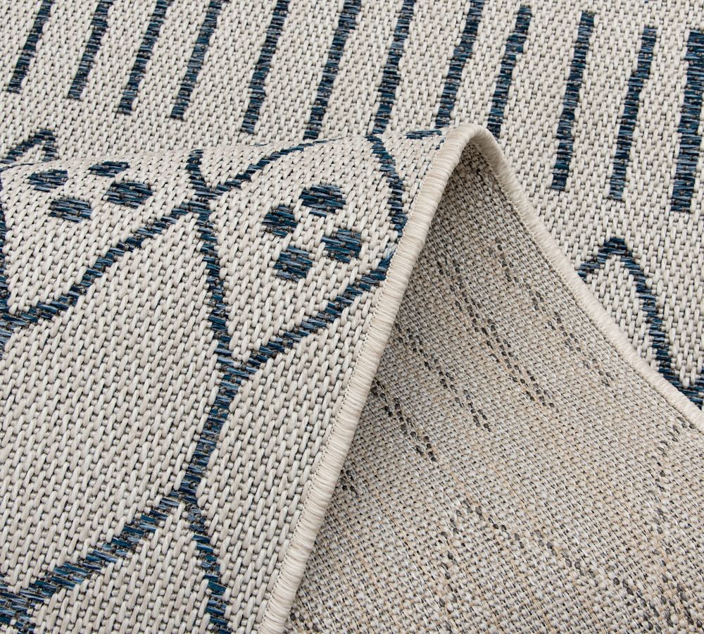 Celine EcoFriendly Indoor/Outdoor Rug Pottery Barn