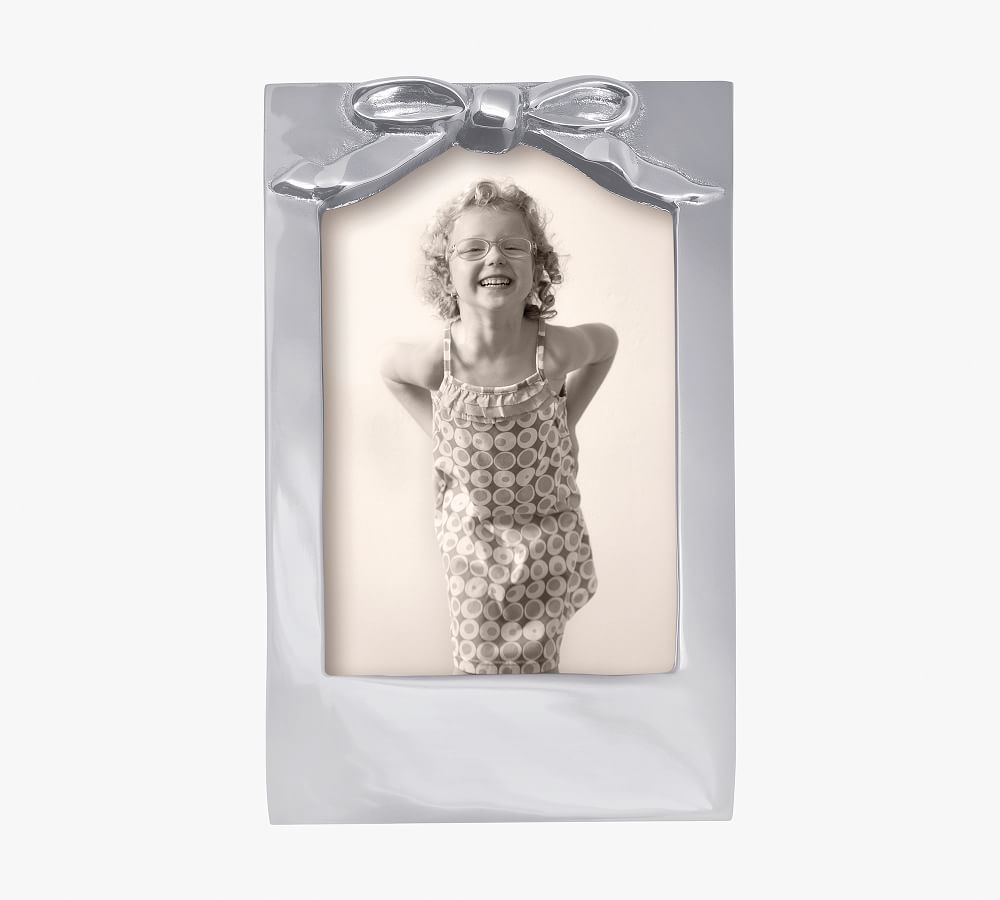 Silver-Plated Bow Accent Photo Frame main image 1