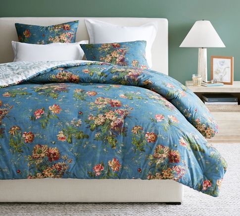 Blue Meadow Floral Reversible Percale Comforter, Double/Queen