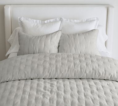 Belgian Flax Linen Tufted Quilt | Pottery Barn