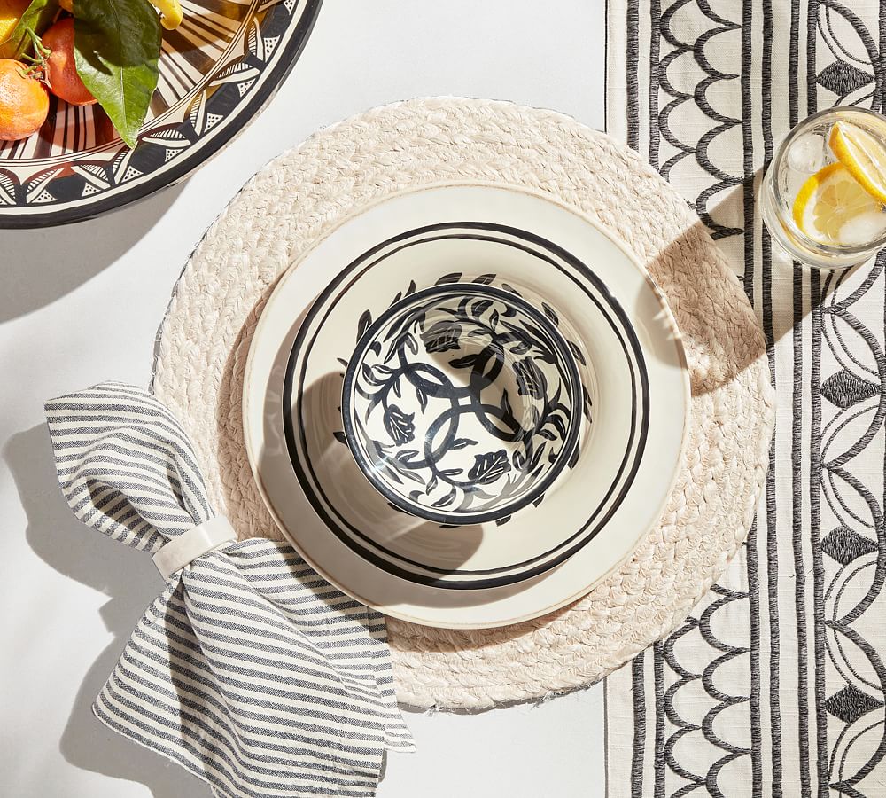 Safi Braided Round Jute Placemats Pottery Barn