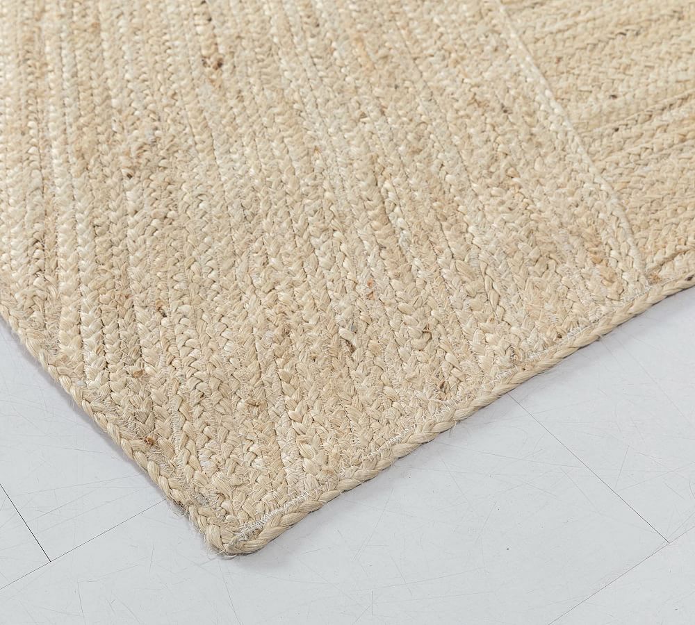 Arabelle Handloomed Jute Chenille Rug