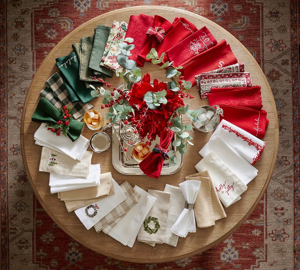 Christmas in the Country Embroidered Cotton/Linen Napkins - Set of 4