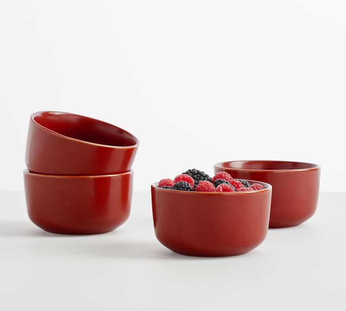 https://assets.pbimgs.com/pbimgs/ab/images/dp/wcm/202331/0116/mason-stoneware-berry-bowls-o.jpg