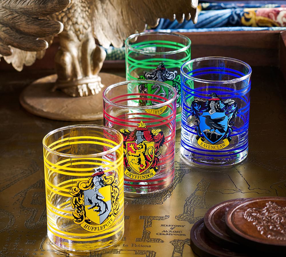 Harry Potter Hogwarts House Crests 16-Ounce Pint Glasses Set of 4