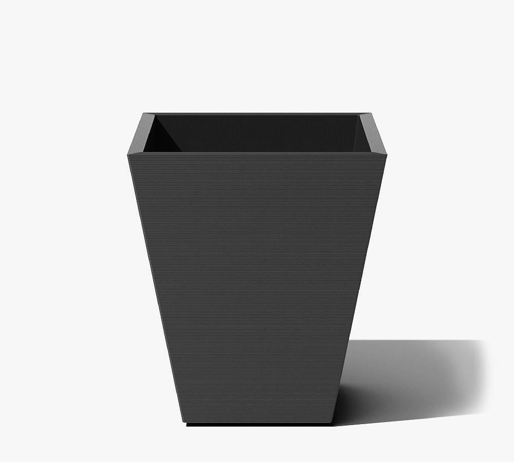 Lightweight Grooved Tapered Planter