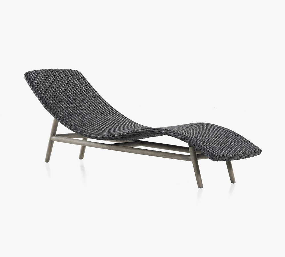 Encinitas Wicker Outdoor Chaise Lounge