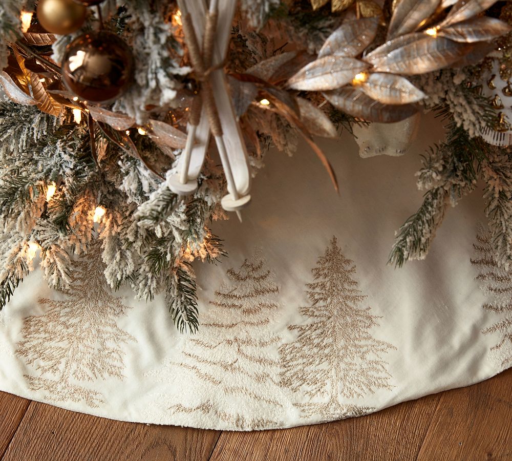 Rustic Forest Tree Skirt