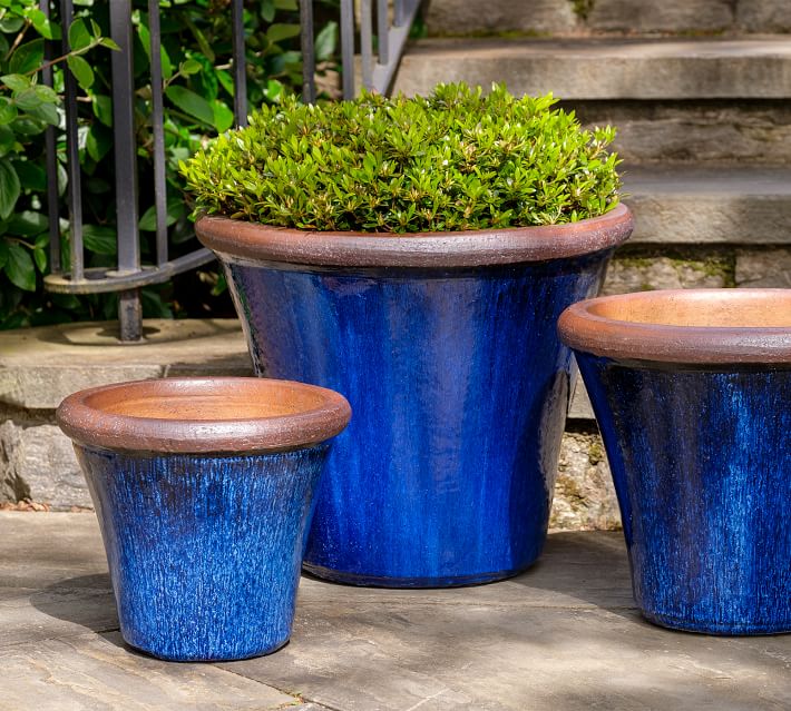 https://assets.pbimgs.com/pbimgs/ab/images/dp/wcm/202332/0098/juliet-glazed-terracotta-planter-o.jpg