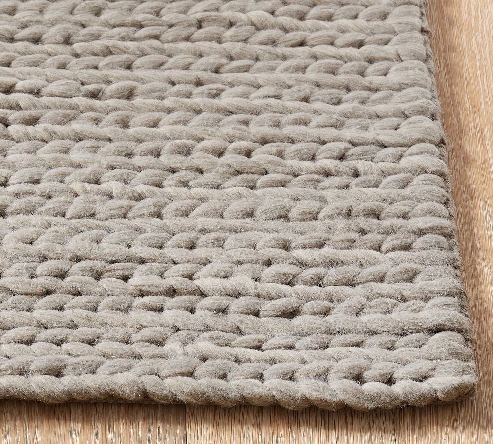 Pottery Barn Chunky Knit Sweater Outdoor Rug Swatch - Free Returns Within  30 Days